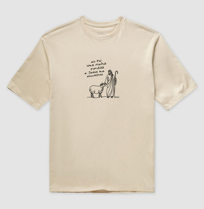 Camiseta oversized Ovelha Encontrada